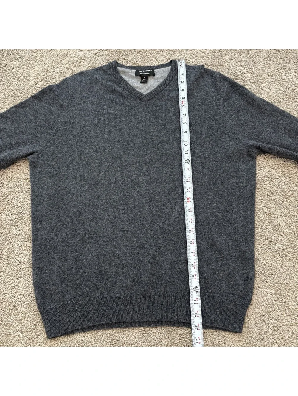 Nordstrom Men’s 100% Cashmere V-Neck Sweater Dark Grey Size M Quiet Luxury EUC